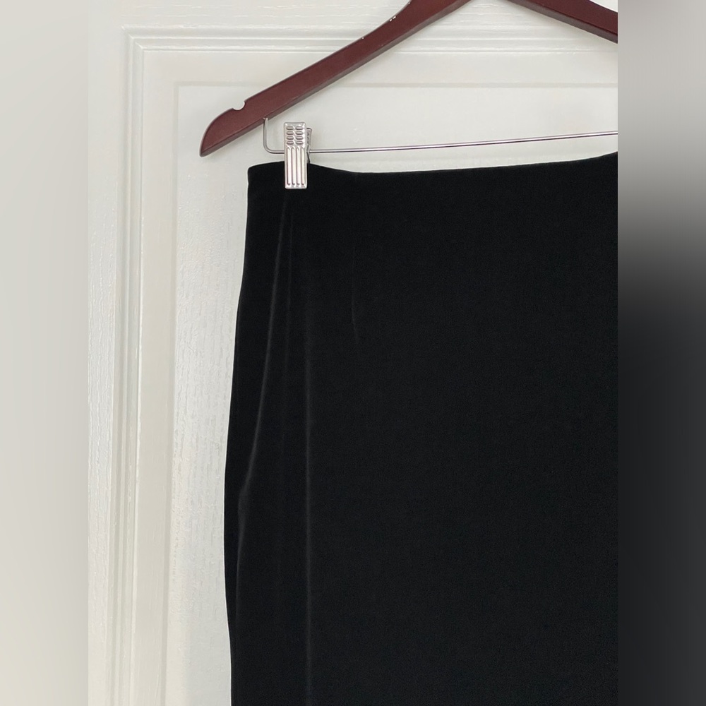Black Velvet Pencil Skirt